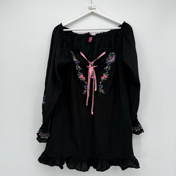 Betsey Johnson Black Floral Embroidered Nightgown Dress Peasant Size Small - Picture 1 of 14